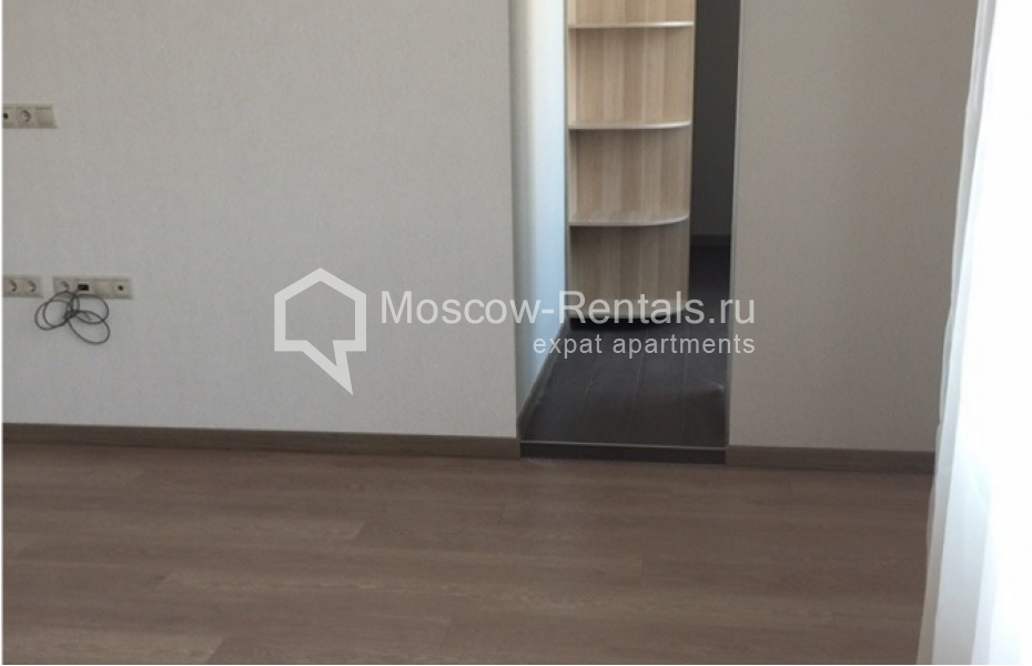 Photo #6 4-room (3 BR) apartment for <a href="http://moscow-rentals.ru/en/articles/long-term-rent" target="_blank">a long-term</a> rent
 in Russia, Moscow, Leninsky prosp,  92к1
