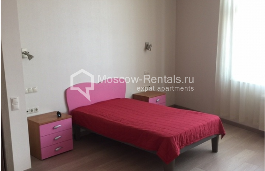 Photo #11 4-room (3 BR) apartment for <a href="http://moscow-rentals.ru/en/articles/long-term-rent" target="_blank">a long-term</a> rent
 in Russia, Moscow, Leninsky prosp,  92к1