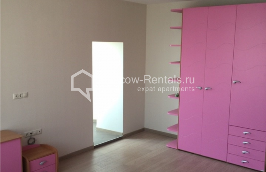 Photo #10 4-room (3 BR) apartment for <a href="http://moscow-rentals.ru/en/articles/long-term-rent" target="_blank">a long-term</a> rent
 in Russia, Moscow, Leninsky prosp,  92к1