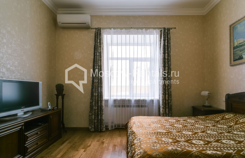 Photo #4 3-room (2 BR) apartment for <a href="http://moscow-rentals.ru/en/articles/long-term-rent" target="_blank">a long-term</a> rent
 in Russia, Moscow, Varsonofievsky lane, 4 С 1