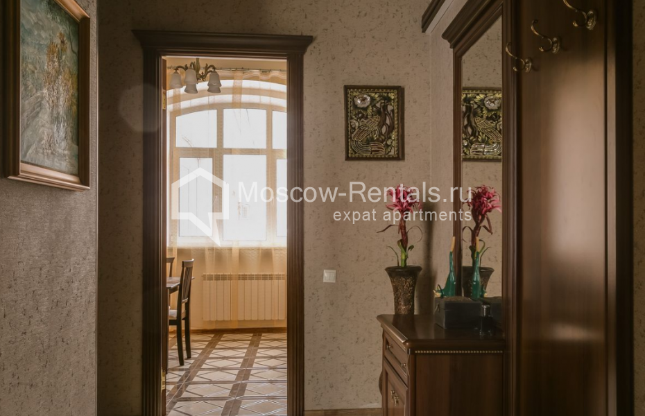 Photo #9 3-room (2 BR) apartment for <a href="http://moscow-rentals.ru/en/articles/long-term-rent" target="_blank">a long-term</a> rent
 in Russia, Moscow, Varsonofievsky lane, 4 С 1
