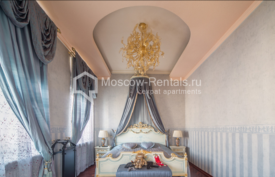 Photo #3 4-room (3 BR) apartment for <a href="http://moscow-rentals.ru/en/articles/long-term-rent" target="_blank">a long-term</a> rent
 in Russia, Moscow, Lyalin lane, 7/2 С 1