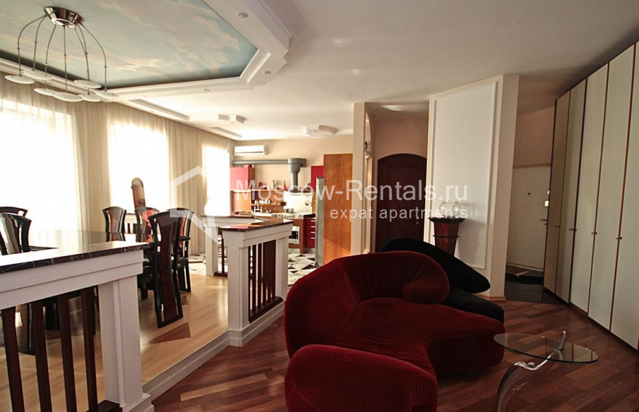 Photo #4 4-room (3 BR) apartment for <a href="http://moscow-rentals.ru/en/articles/long-term-rent" target="_blank">a long-term</a> rent
 in Russia, Moscow, Kazarmennyi lane, 8 С 2