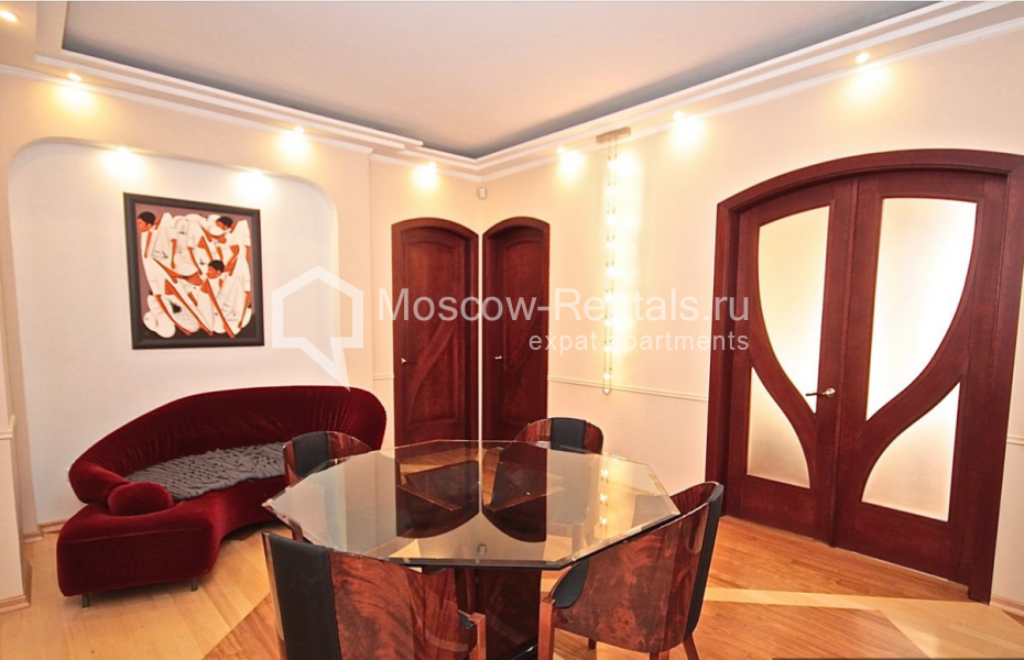 Photo #11 4-room (3 BR) apartment for <a href="http://moscow-rentals.ru/en/articles/long-term-rent" target="_blank">a long-term</a> rent
 in Russia, Moscow, Kazarmennyi lane, 8 С 2