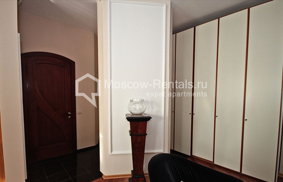 Photo #26 4-room (3 BR) apartment for <a href="http://moscow-rentals.ru/en/articles/long-term-rent" target="_blank">a long-term</a> rent
 in Russia, Moscow, Kazarmennyi lane, 8 С 2