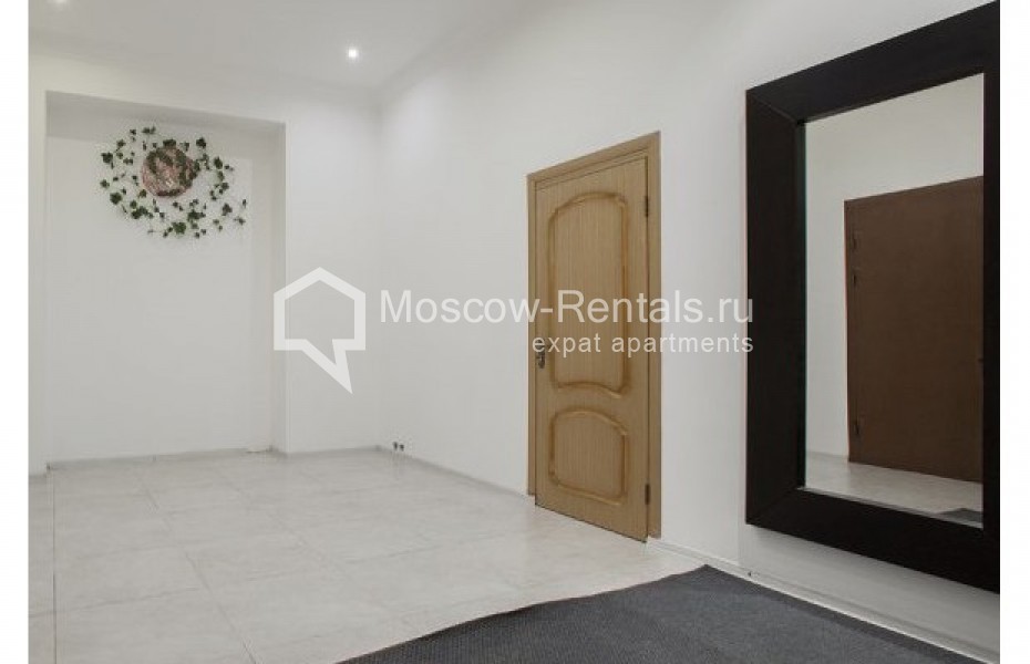 Photo #3 4-room (3 BR) apartment for <a href="http://moscow-rentals.ru/en/articles/long-term-rent" target="_blank">a long-term</a> rent
 in Russia, Moscow, Pokrovsky blv, 14/6