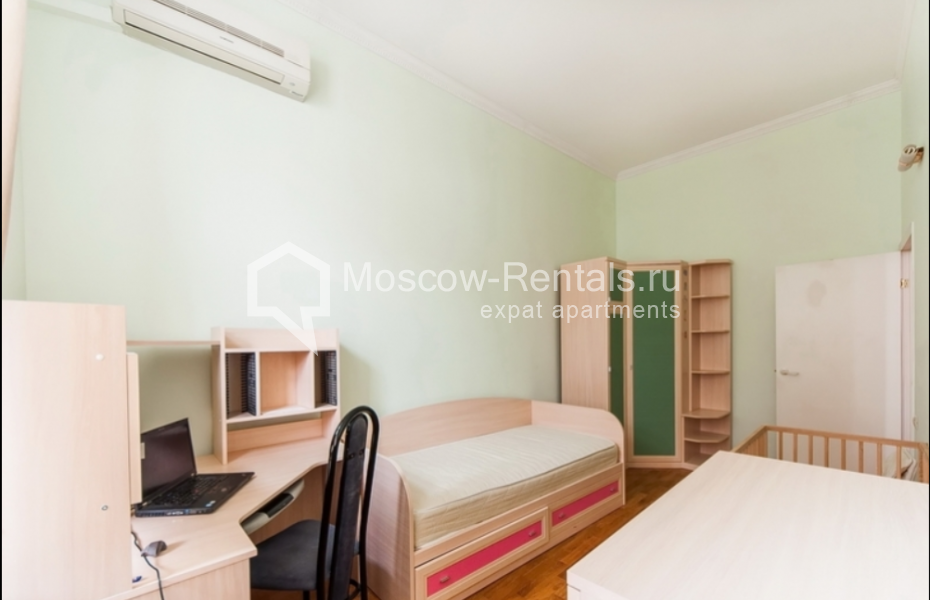 Photo #8 5-room (4 BR) apartment for <a href="http://moscow-rentals.ru/en/articles/long-term-rent" target="_blank">a long-term</a> rent
 in Russia, Moscow, Pokrovsky blv, 14/6