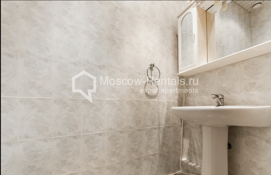 Photo #17 5-room (4 BR) apartment for <a href="http://moscow-rentals.ru/en/articles/long-term-rent" target="_blank">a long-term</a> rent
 in Russia, Moscow, Pokrovsky blv, 14/6