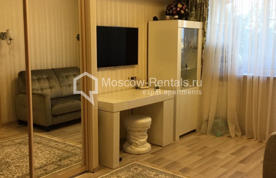 Photo #3 2-room (1 BR) apartment for <a href="http://moscow-rentals.ru/en/articles/long-term-rent" target="_blank">a long-term</a> rent
 in Russia, Moscow, Zatsepa str, 32
