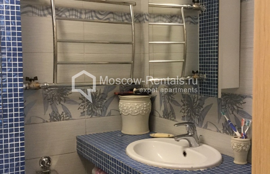 Photo #2 2-room (1 BR) apartment for <a href="http://moscow-rentals.ru/en/articles/long-term-rent" target="_blank">a long-term</a> rent
 in Russia, Moscow, Zatsepa str, 32
