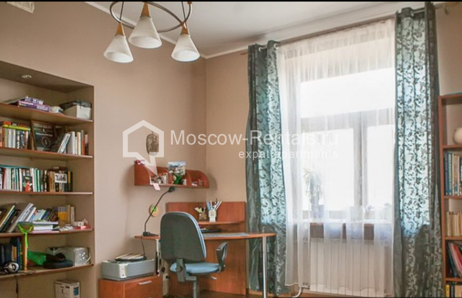 Photo #5 2-room (1 BR) apartment for <a href="http://moscow-rentals.ru/en/articles/long-term-rent" target="_blank">a long-term</a> rent
 in Russia, Moscow, 2nd Kolobovsky lane, 2