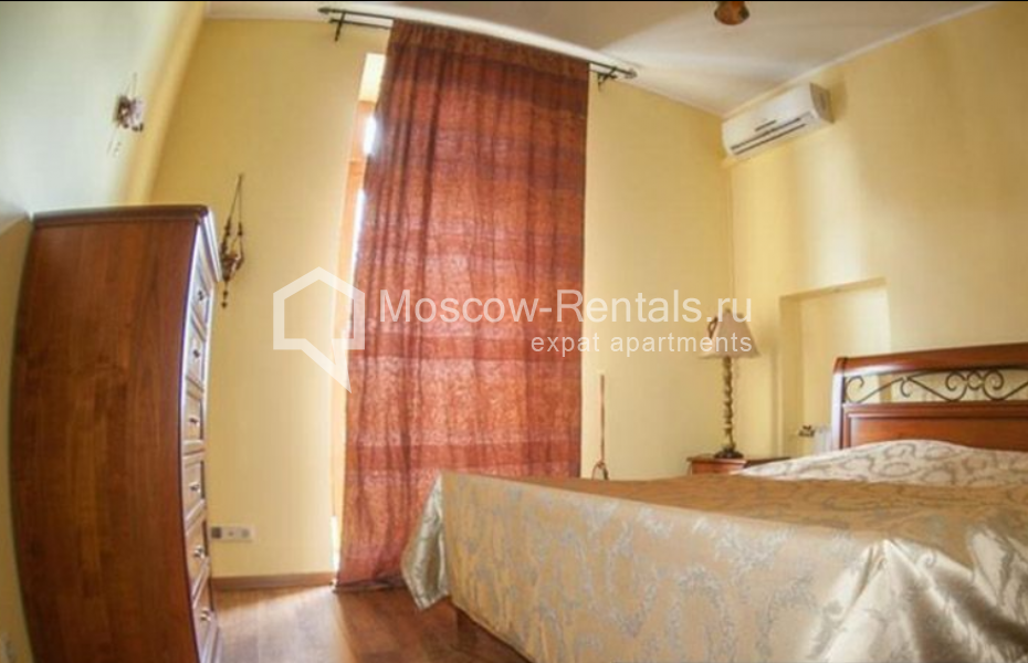 Photo #7 2-room (1 BR) apartment for <a href="http://moscow-rentals.ru/en/articles/long-term-rent" target="_blank">a long-term</a> rent
 in Russia, Moscow, 2nd Kolobovsky lane, 2