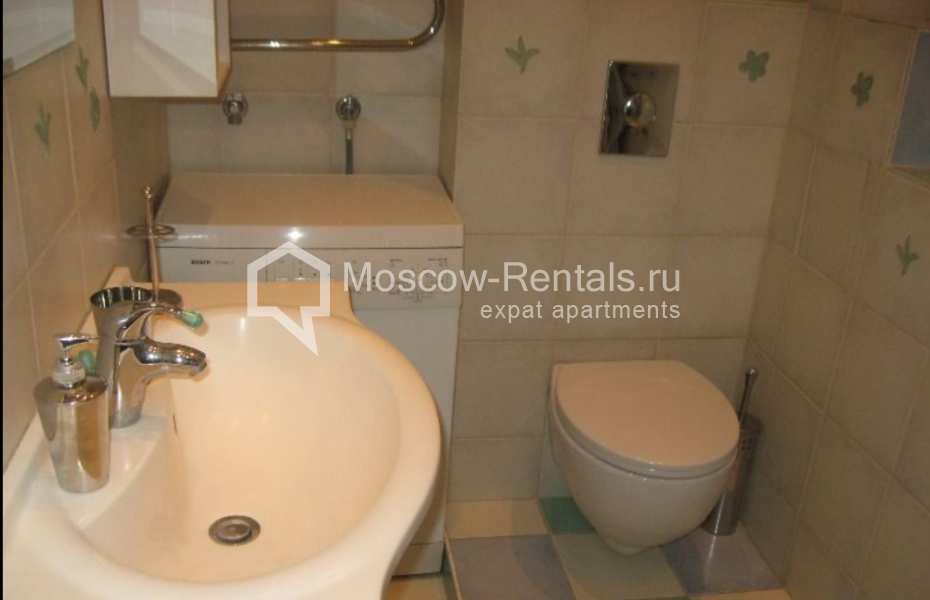 Photo #15 2-room (1 BR) apartment for <a href="http://moscow-rentals.ru/en/articles/long-term-rent" target="_blank">a long-term</a> rent
 in Russia, Moscow, Malaya Sukharevskaya sq, 3