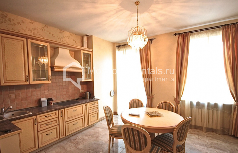 Photo #1 2-room (1 BR) apartment for <a href="http://moscow-rentals.ru/en/articles/long-term-rent" target="_blank">a long-term</a> rent
 in Russia, Moscow, Tverskaya str, 6 С 1