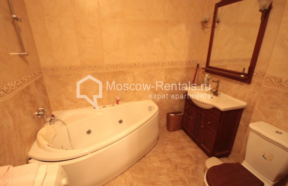 Photo #7 2-room (1 BR) apartment for <a href="http://moscow-rentals.ru/en/articles/long-term-rent" target="_blank">a long-term</a> rent
 in Russia, Moscow, Tverskaya str, 6 С 1