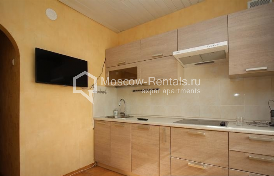 Photo #6 3-room (2 BR) apartment for <a href="http://moscow-rentals.ru/en/articles/long-term-rent" target="_blank">a long-term</a> rent
 in Russia, Moscow, Malaya Dmitrovka str, 24/2