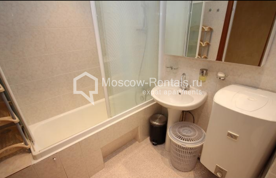 Photo #17 3-room (2 BR) apartment for <a href="http://moscow-rentals.ru/en/articles/long-term-rent" target="_blank">a long-term</a> rent
 in Russia, Moscow, Malaya Dmitrovka str, 24/2