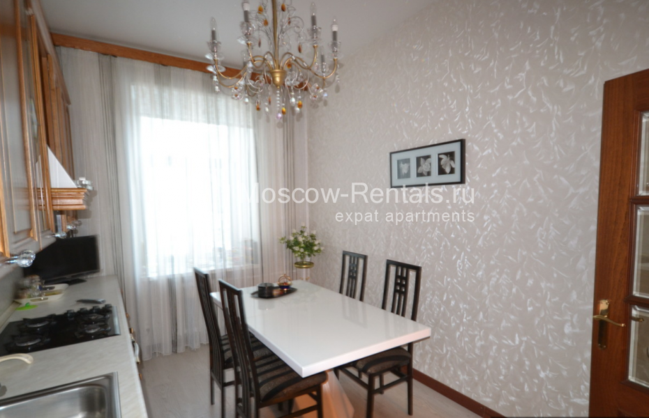 Photo #12 3-room (2 BR) apartment for <a href="http://moscow-rentals.ru/en/articles/long-term-rent" target="_blank">a long-term</a> rent
 in Russia, Moscow, Sytinsky lane, 7/14