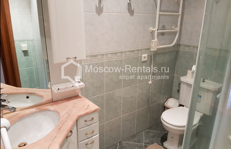 Photo #22 5-room (4 BR) apartment for <a href="http://moscow-rentals.ru/en/articles/long-term-rent" target="_blank">a long-term</a> rent
 in Russia, Moscow, Bolshoi Kharitonievsky lane, 14