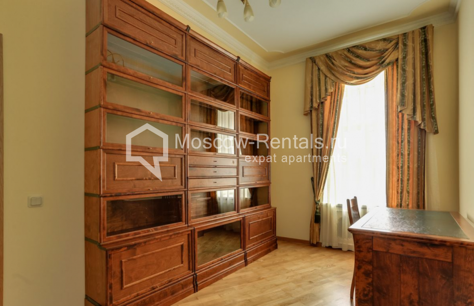 Photo #10 5-room (4 BR) apartment for <a href="http://moscow-rentals.ru/en/articles/long-term-rent" target="_blank">a long-term</a> rent
 in Russia, Moscow, Maroseika str, 9/2 С 8