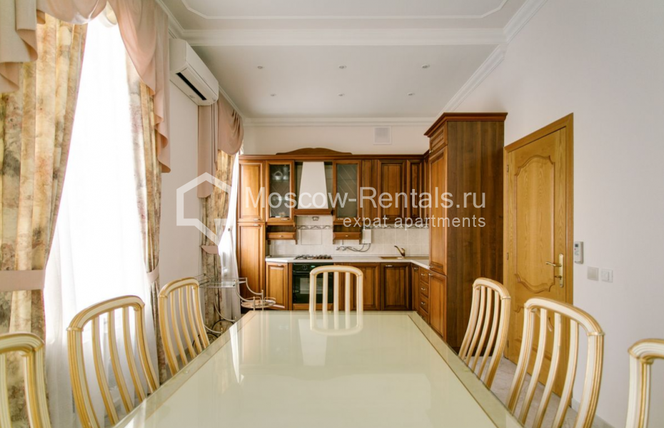 Photo #2 5-room (4 BR) apartment for <a href="http://moscow-rentals.ru/en/articles/long-term-rent" target="_blank">a long-term</a> rent
 in Russia, Moscow, Maroseika str, 9/2 С 8
