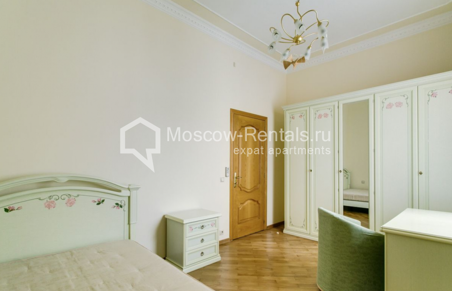 Photo #17 5-room (4 BR) apartment for <a href="http://moscow-rentals.ru/en/articles/long-term-rent" target="_blank">a long-term</a> rent
 in Russia, Moscow, Maroseika str, 9/2 С 8