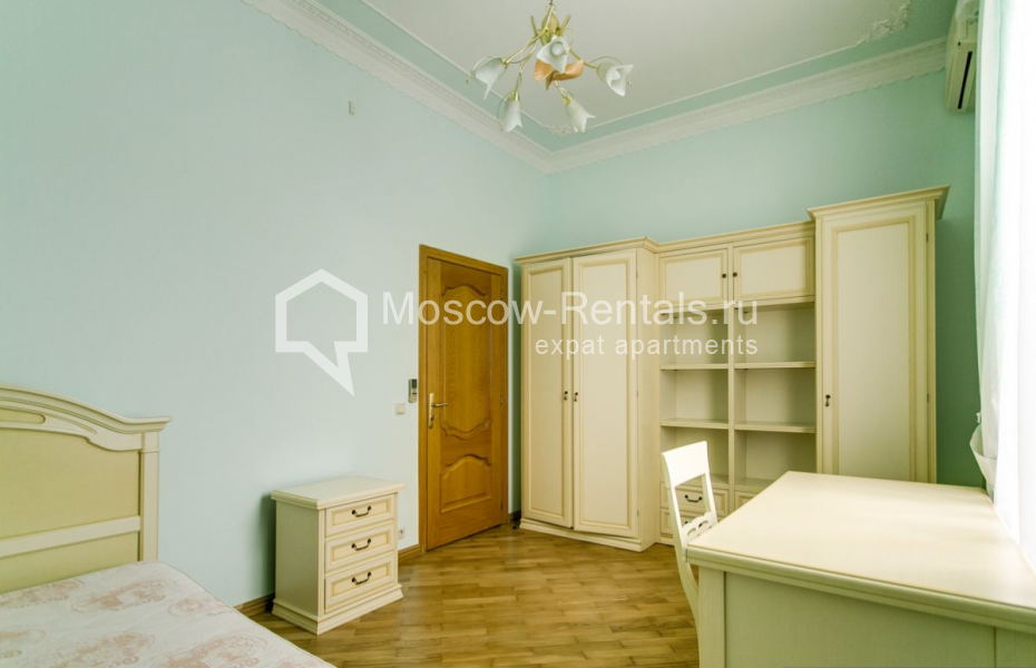Photo #19 5-room (4 BR) apartment for <a href="http://moscow-rentals.ru/en/articles/long-term-rent" target="_blank">a long-term</a> rent
 in Russia, Moscow, Maroseika str, 9/2 С 8