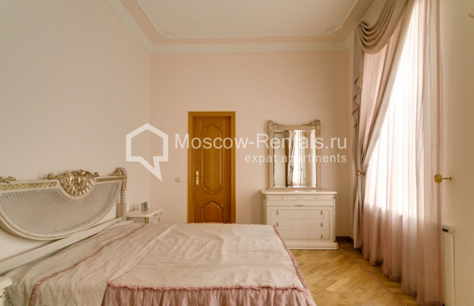 Photo #14 5-room (4 BR) apartment for <a href="http://moscow-rentals.ru/en/articles/long-term-rent" target="_blank">a long-term</a> rent
 in Russia, Moscow, Maroseika str, 9/2 С 8