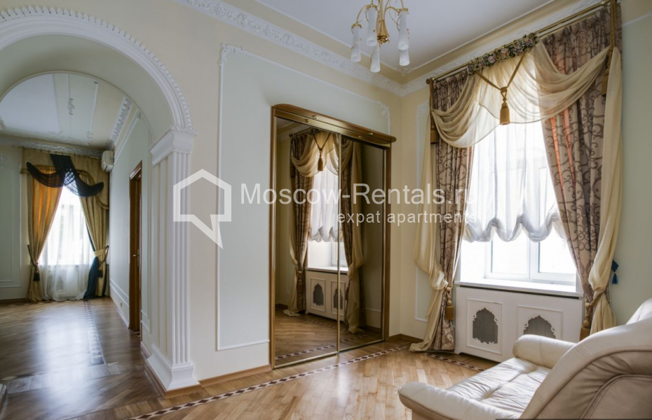 Photo #27 5-room (4 BR) apartment for <a href="http://moscow-rentals.ru/en/articles/long-term-rent" target="_blank">a long-term</a> rent
 in Russia, Moscow, Maroseika str, 9/2 С 8