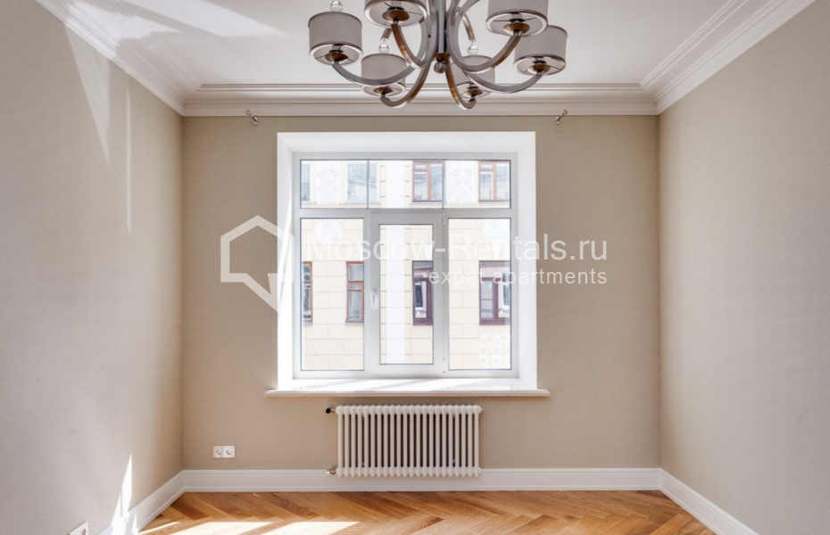 Photo #4 5-room (4 BR) apartment for <a href="http://moscow-rentals.ru/en/articles/long-term-rent" target="_blank">a long-term</a> rent
 in Russia, Moscow, Furmannyi lane, 5