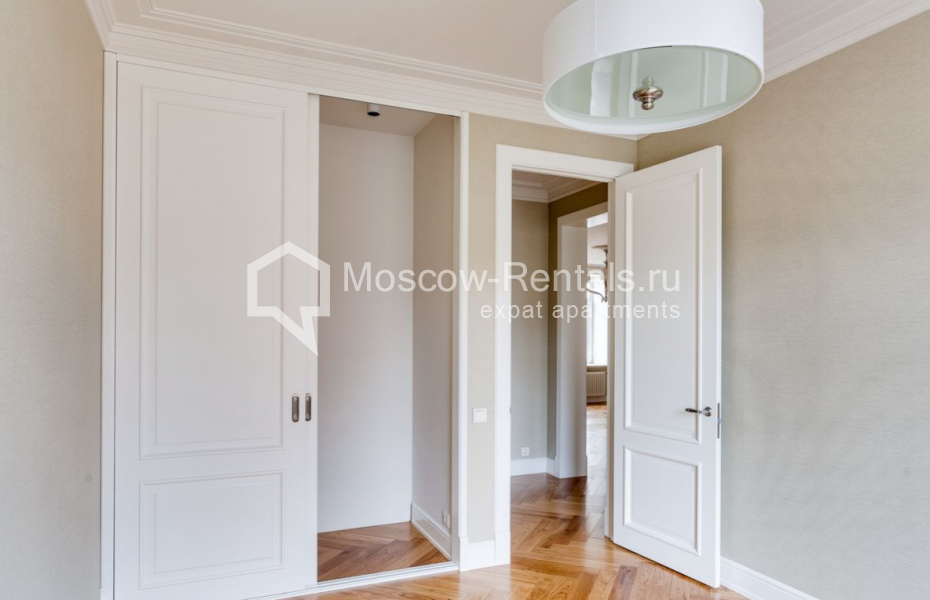 Photo #7 5-room (4 BR) apartment for <a href="http://moscow-rentals.ru/en/articles/long-term-rent" target="_blank">a long-term</a> rent
 in Russia, Moscow, Furmannyi lane, 5