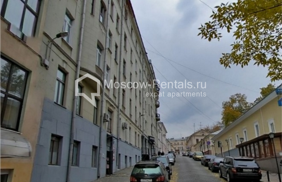 Photo #22 4-room (3 BR) apartment for <a href="http://moscow-rentals.ru/en/articles/long-term-rent" target="_blank">a long-term</a> rent
 in Russia, Moscow, Bolshoi Spasoglinishchevsky lane, 6/1