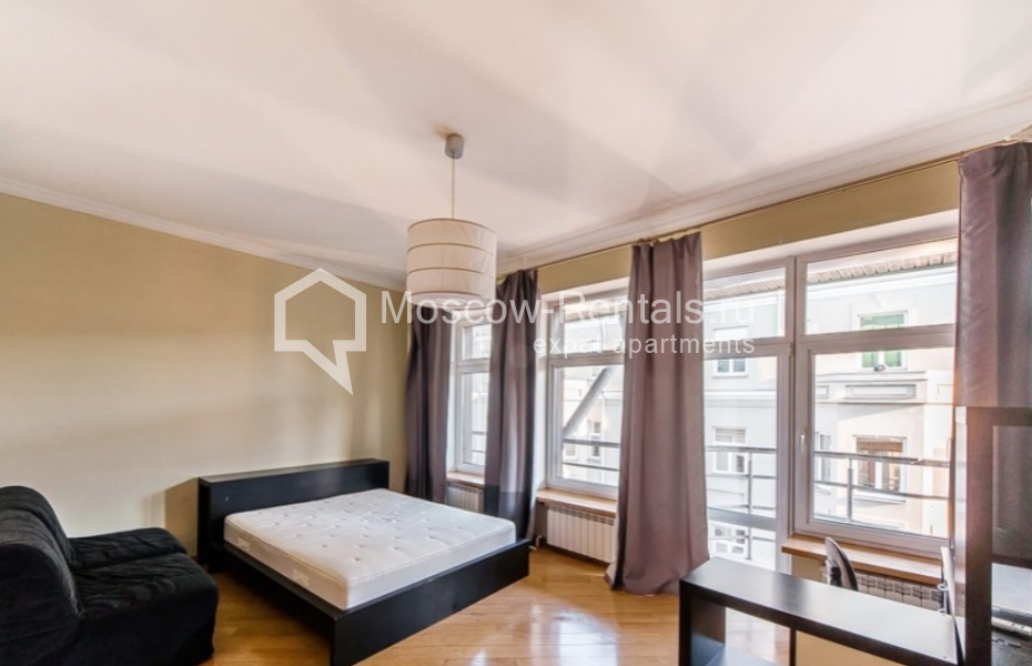 Photo #1 5-room (4 BR) apartment for <a href="http://moscow-rentals.ru/en/articles/long-term-rent" target="_blank">a long-term</a> rent
 in Russia, Moscow, Daev lane, 33
