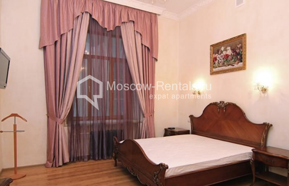 Photo #4 5-room (4 BR) apartment for <a href="http://moscow-rentals.ru/en/articles/long-term-rent" target="_blank">a long-term</a> rent
 in Russia, Moscow, Solyanka str, 1/2