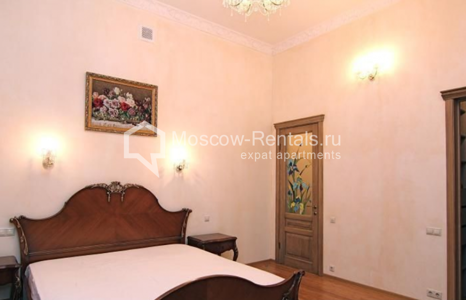 Photo #5 5-room (4 BR) apartment for <a href="http://moscow-rentals.ru/en/articles/long-term-rent" target="_blank">a long-term</a> rent
 in Russia, Moscow, Solyanka str, 1/2