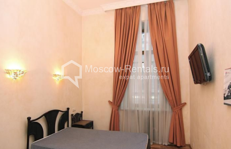 Photo #9 5-room (4 BR) apartment for <a href="http://moscow-rentals.ru/en/articles/long-term-rent" target="_blank">a long-term</a> rent
 in Russia, Moscow, Solyanka str, 1/2