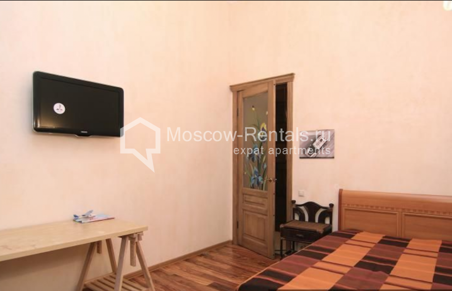 Photo #10 5-room (4 BR) apartment for <a href="http://moscow-rentals.ru/en/articles/long-term-rent" target="_blank">a long-term</a> rent
 in Russia, Moscow, Solyanka str, 1/2