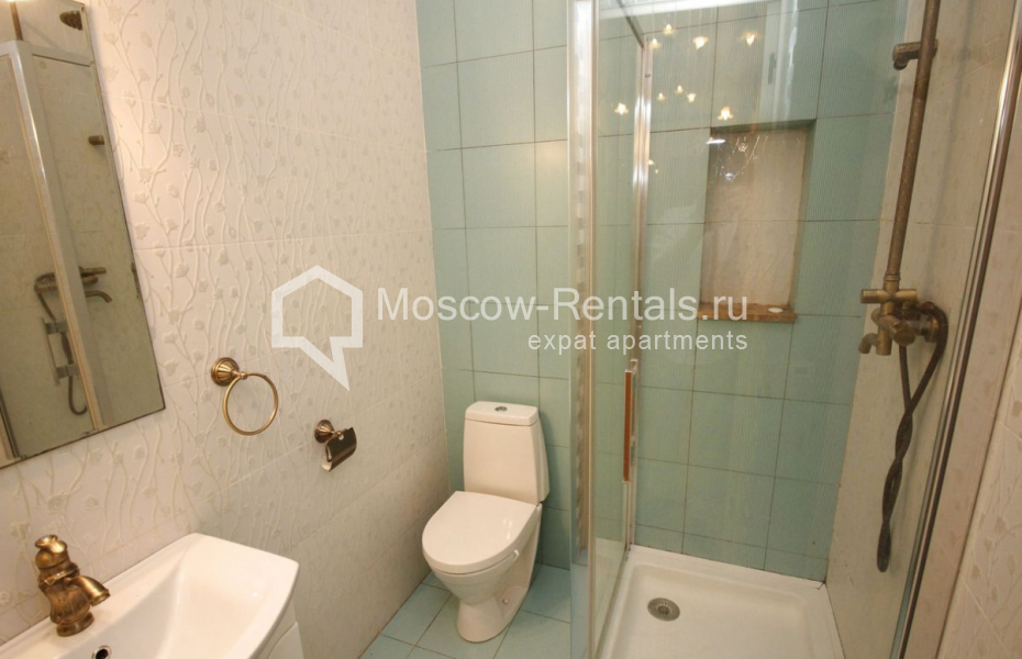 Photo #12 4-room (3 BR) apartment for <a href="http://moscow-rentals.ru/en/articles/long-term-rent" target="_blank">a long-term</a> rent
 in Russia, Moscow, Krivokolennyi lane, 14 С 1