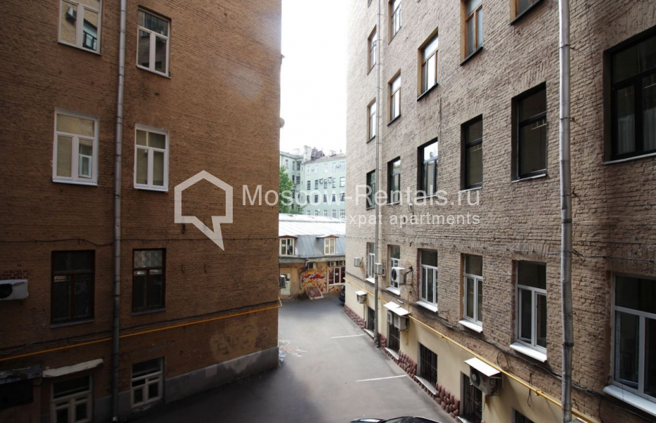 Photo #19 4-room (3 BR) apartment for <a href="http://moscow-rentals.ru/en/articles/long-term-rent" target="_blank">a long-term</a> rent
 in Russia, Moscow, Krivokolennyi lane, 14 С 1