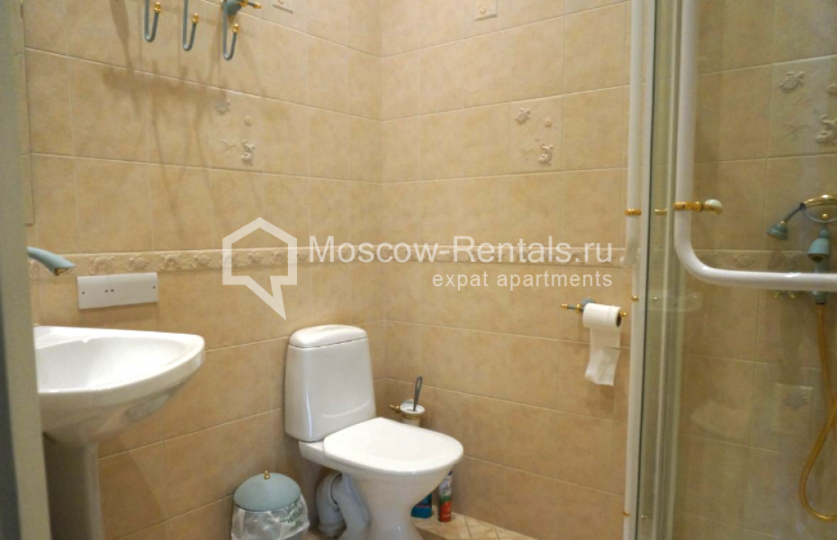 Photo #11 4-room (3 BR) apartment for <a href="http://moscow-rentals.ru/en/articles/long-term-rent" target="_blank">a long-term</a> rent
 in Russia, Moscow, Zhukovskogo str,  2