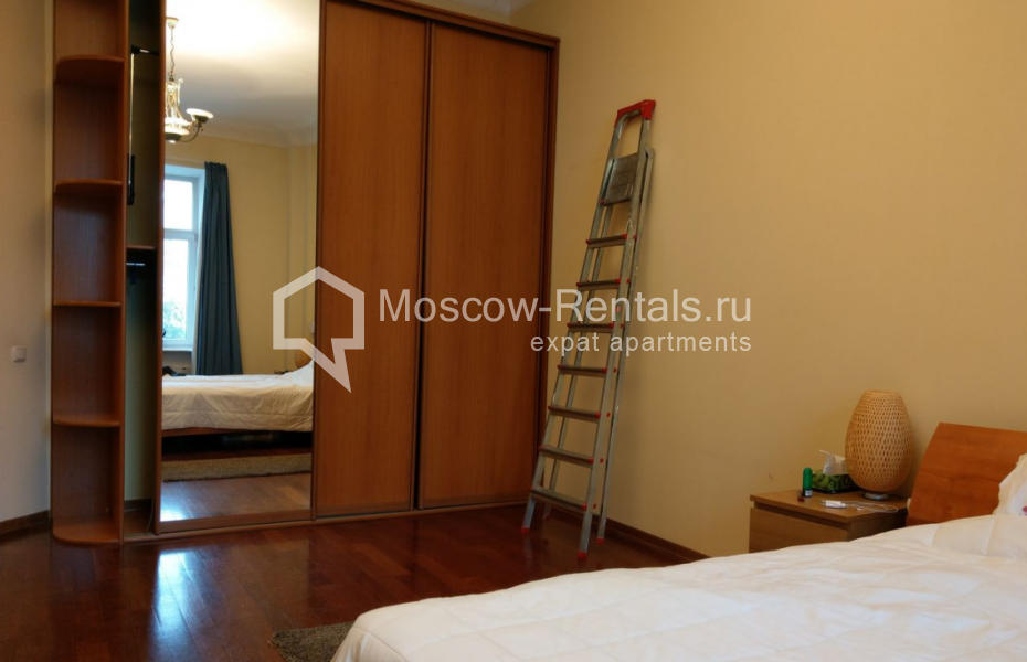 Photo #7 4-room (3 BR) apartment for <a href="http://moscow-rentals.ru/en/articles/long-term-rent" target="_blank">a long-term</a> rent
 in Russia, Moscow, Zhukovskogo str,  2
