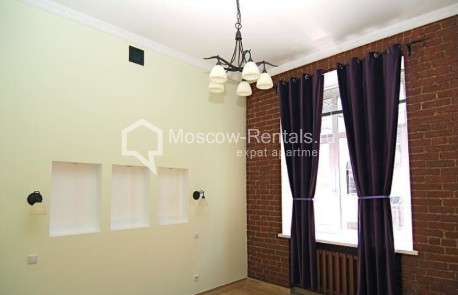 Photo #7 3-room (2 BR) apartment for <a href="http://moscow-rentals.ru/en/articles/long-term-rent" target="_blank">a long-term</a> rent
 in Russia, Moscow, Solyanka str, 1/2 С 2