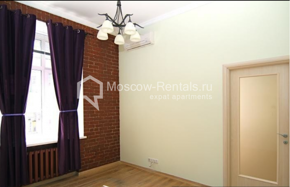 Photo #8 3-room (2 BR) apartment for <a href="http://moscow-rentals.ru/en/articles/long-term-rent" target="_blank">a long-term</a> rent
 in Russia, Moscow, Solyanka str, 1/2 С 2