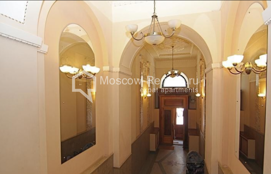 Photo #17 3-room (2 BR) apartment for <a href="http://moscow-rentals.ru/en/articles/long-term-rent" target="_blank">a long-term</a> rent
 in Russia, Moscow, Solyanka str, 1/2 С 2