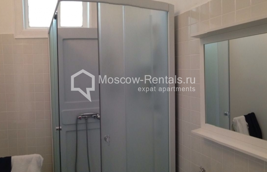 Photo #11 2-room (1 BR) apartment for <a href="http://moscow-rentals.ru/en/articles/long-term-rent" target="_blank">a long-term</a> rent
 in Russia, Moscow, Chistoprudnyi blv, 9 С 1