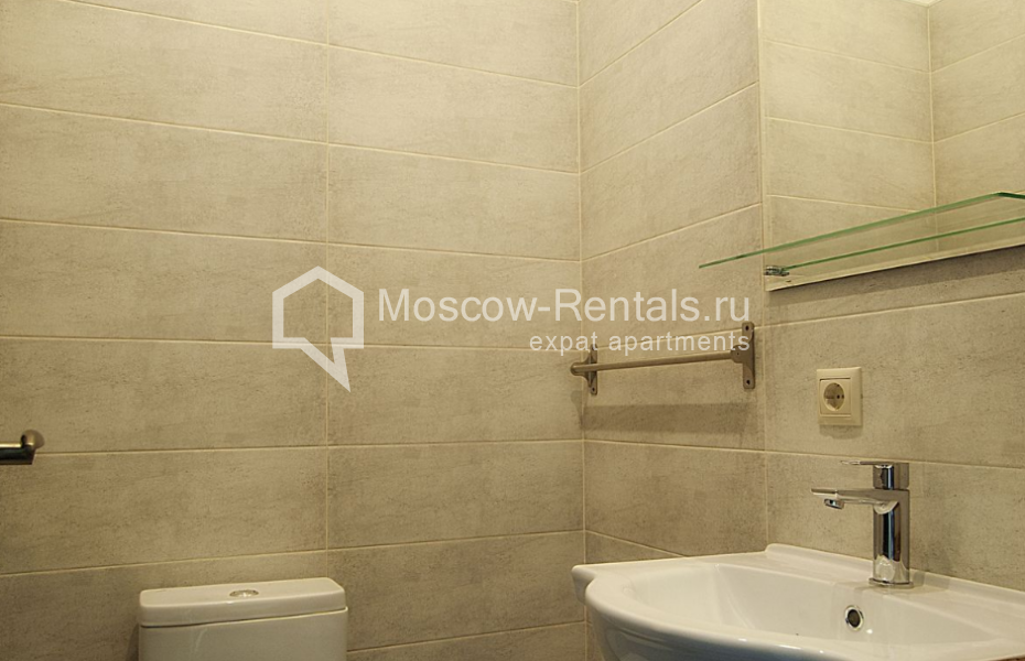 Photo #5 2-room (1 BR) apartment for <a href="http://moscow-rentals.ru/en/articles/long-term-rent" target="_blank">a long-term</a> rent
 in Russia, Moscow, Chistoprudnyi blv, 15С1