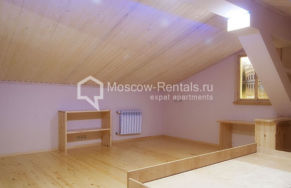 Photo #12 2-room (1 BR) apartment for <a href="http://moscow-rentals.ru/en/articles/long-term-rent" target="_blank">a long-term</a> rent
 in Russia, Moscow, Chistoprudnyi blv, 15С1