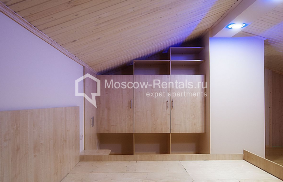 Photo #15 2-room (1 BR) apartment for <a href="http://moscow-rentals.ru/en/articles/long-term-rent" target="_blank">a long-term</a> rent
 in Russia, Moscow, Chistoprudnyi blv, 15С1