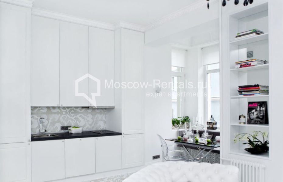 Photo #4 2-room (1 BR) apartment for <a href="http://moscow-rentals.ru/en/articles/long-term-rent" target="_blank">a long-term</a> rent
 in Russia, Moscow, Prosvirin lane, 15