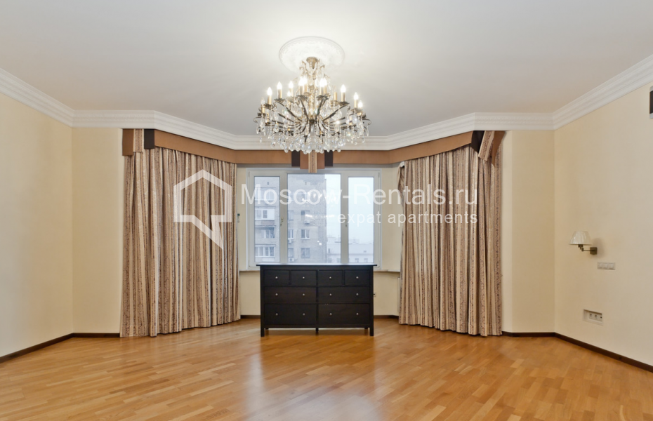 Photo #5 6-room (5 BR) apartment for <a href="http://moscow-rentals.ru/en/articles/long-term-rent" target="_blank">a long-term</a> rent
 in Russia, Moscow, Zoologicheskaya str, 30 С 2